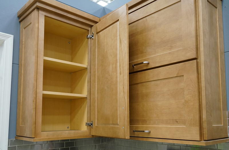 refinishing-kitchen-cabinets-alderwood-wa